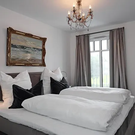 アパート Linden-palais 30 ハイリゲンダム